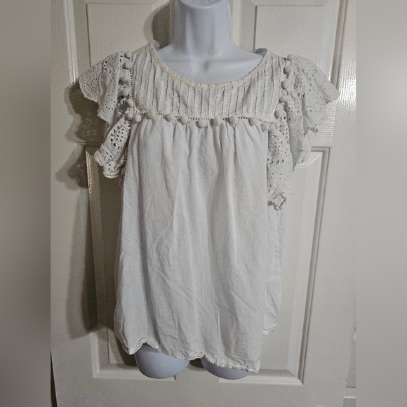 Jennifer & Grace Women’s Medium Boho Cottagecore White Eyelet Ruffle Blouse Top - Picture 2 of 7